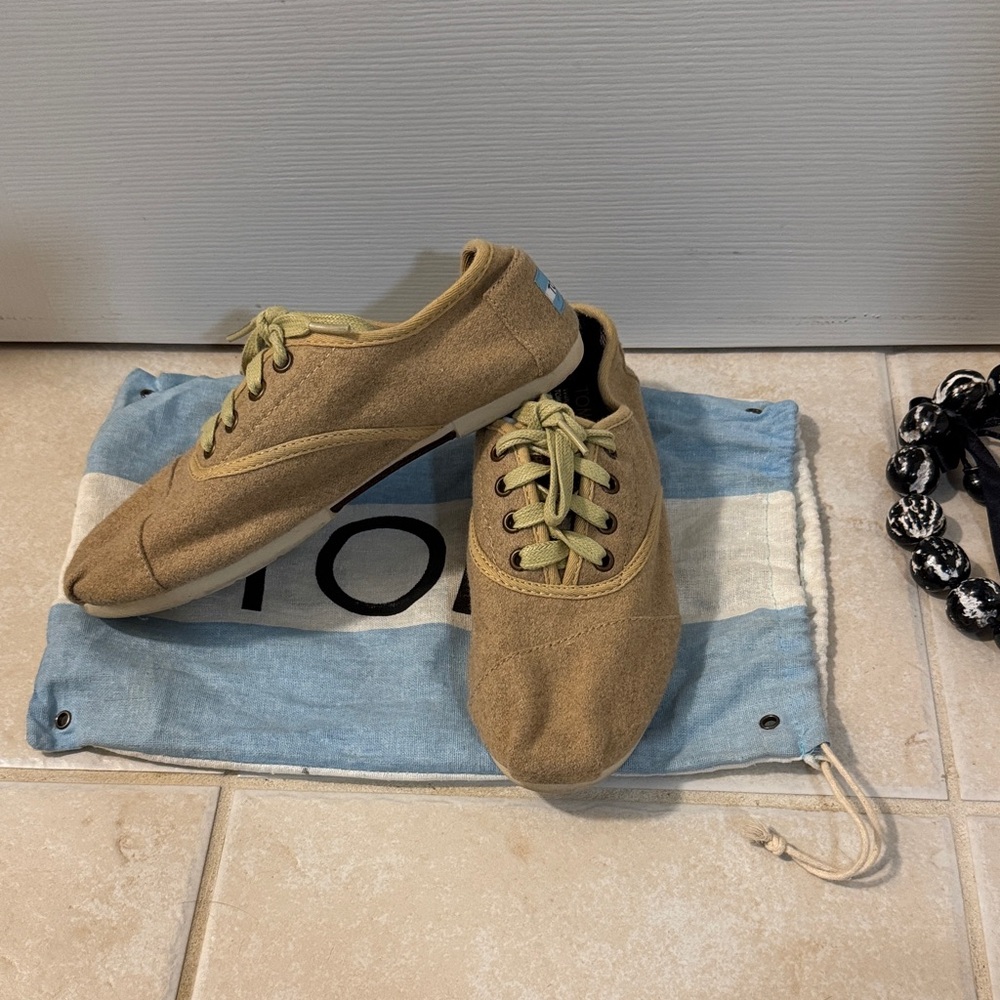 TOMS Tan Canvas Sneakers